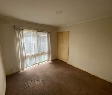 9 Felix Street, Grovedale, Vic 3216 - Photo 4