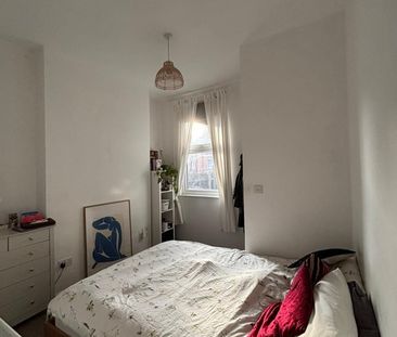 1 Bed Flat, Lanercost Road, SW2 - Photo 6