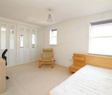 5 bedroom terraced house to rent - Photo 2