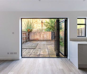 A newly renovated two bedroom house - Photo 2