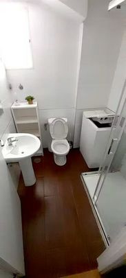 Avenida de la Paz, Sevilla, Andalusia 41013 - Photo 1