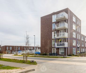 Ruim 3-slaapkamerappartement met terras en autostaanplaats - Photo 4