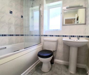 2 bedroom bungalow to rent - Photo 3