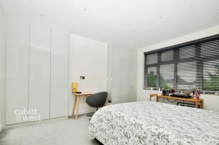 3 bedroom semi-detached house to rent - Photo 4