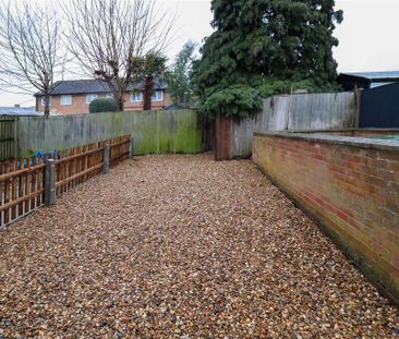 1 bedroom end of terrace house to rent - Photo 3