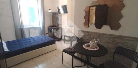 Monolocale in affitto - Photo 2