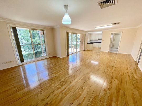 Spacious 4 Bedroom Family Home in a Quiet Cul-De-Sac - Photo 1