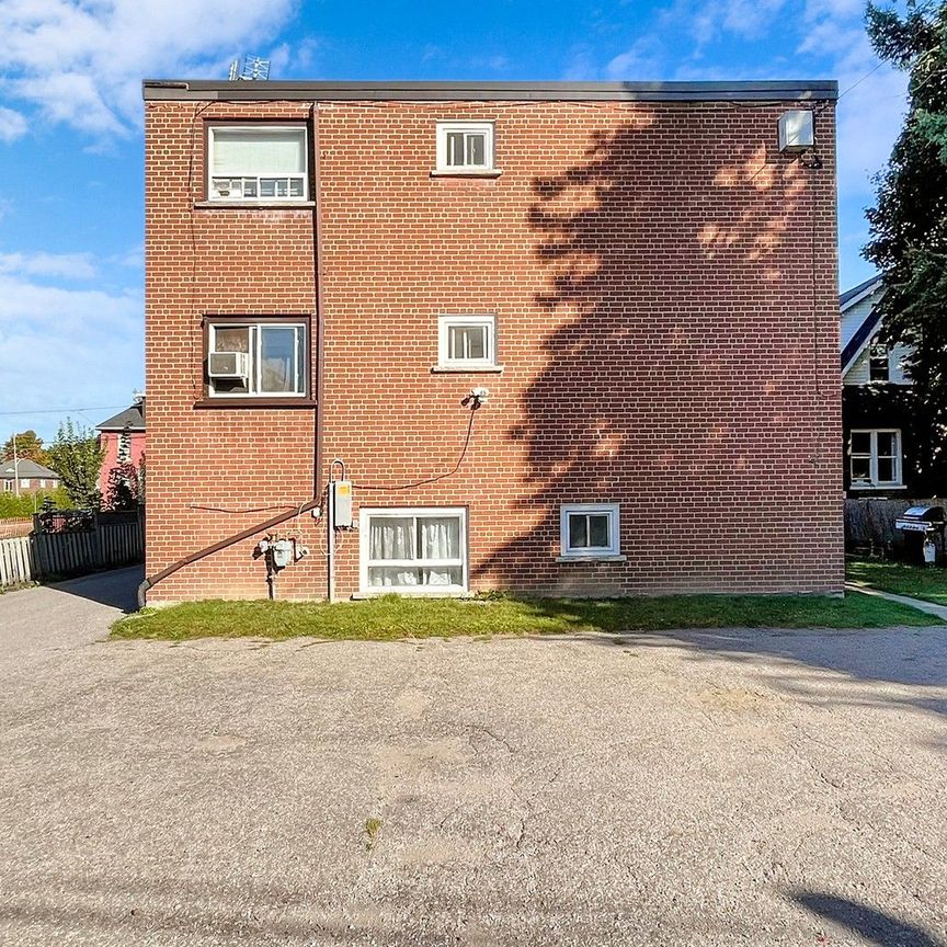 For Lease - 97 Elgin Street Unit# 6, Oshawa, Ontario - Photo 1