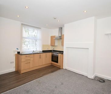 2 bedroom terraced house to rent - Photo 5