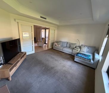 Dianella - Photo 1