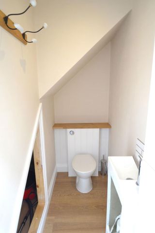 2 bedroom terraced house to rent - Photo 3