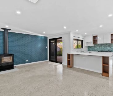 Coastal Living at Its Finest - Fully Renovated Home in Sought-After... - Photo 4