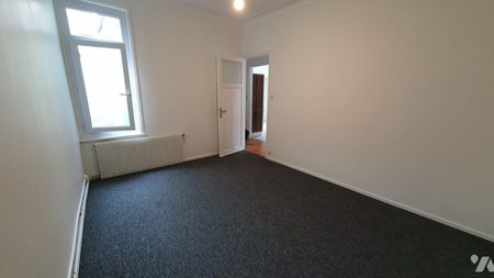 A LOUER -Appartement sur la Place de Marquise au 1er étage - Photo 3