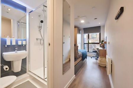 Ensuite Bronze - Photo 5