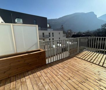 location Appartement T3 DE 67.22m² À CLUSES - Photo 5