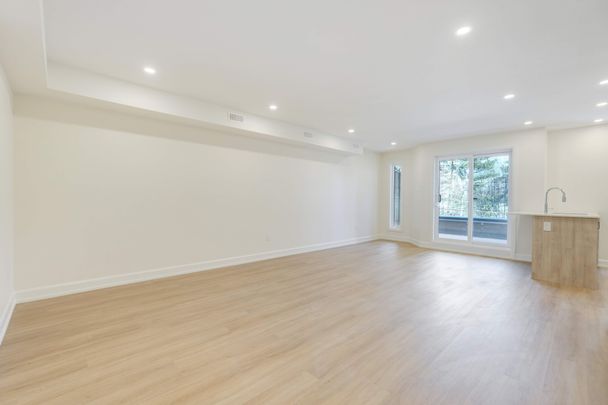 For Lease - 958 Fisher Avenue Unit# A, Carlington - Central Park, Ontario - Photo 1