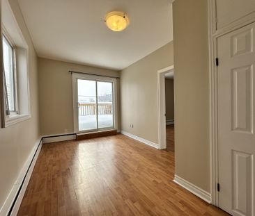 For Lease - 294 JOFFRE-BELANGER Way, Vanier and Kingsview Park, Ont... - Photo 1