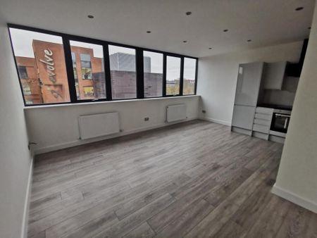 2 bedroom apartment to rent - Photo 2