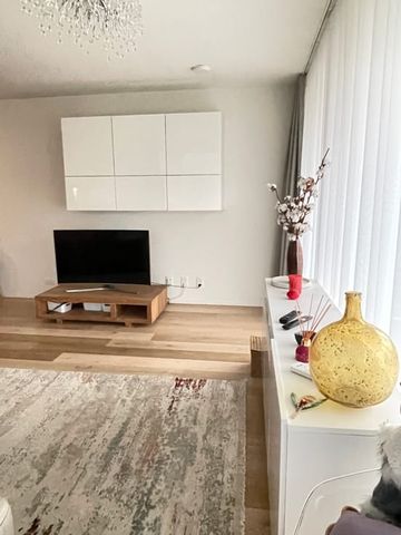 Appartement te huur - Foto 2
