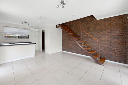 2-Bedroom Unit in the Heart of Mackay - Photo 3