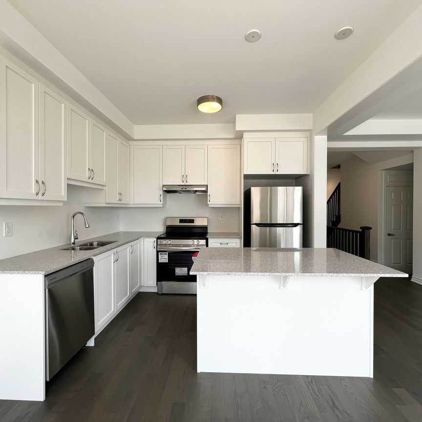 For Lease - 1211 Granary Street, Oakville, Ontario - Photo 1