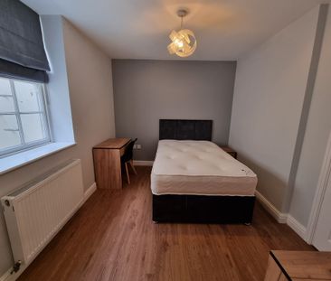 2 Bed Student Accommodation - Photo 4