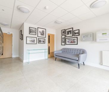 Studio to rent - Photo 6