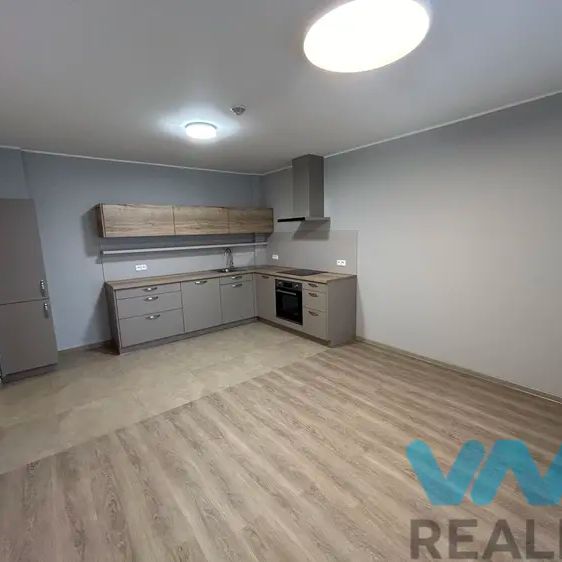 Pronájem bytu 2+kk s balkónem, 48 m - Photo 1