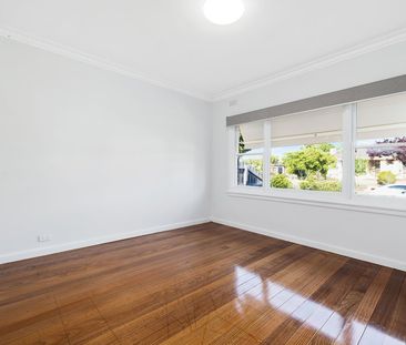 3 Bedroom Family Home In A Great Bentleigh East Locale! - Photo 6