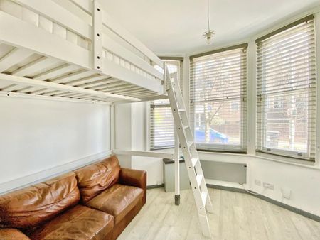 1 bedroom flat to rent - Photo 2
