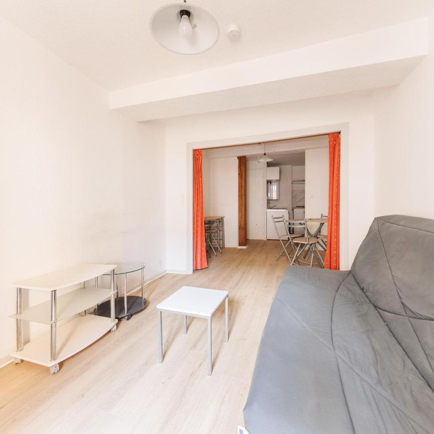 Location Appartement 1 pièce 28m² CLERMONT FERRAND 63000 - Photo 1