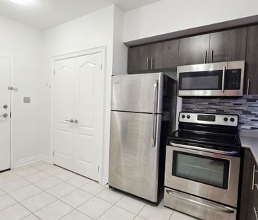 For Lease - 42 Ferndale Drive Unit# 410, Barrie, Ontario - Photo 6