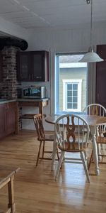 Appartement 4 ½ meublé tout inclus– location moyen terme avec bail - Photo 3