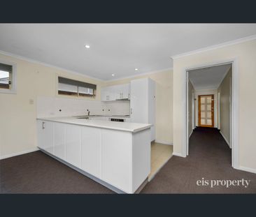 2/140 Risdon Road, Lutana, Tas 7009 - Photo 3