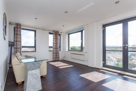 2 bedroom flat to rent - Photo 2