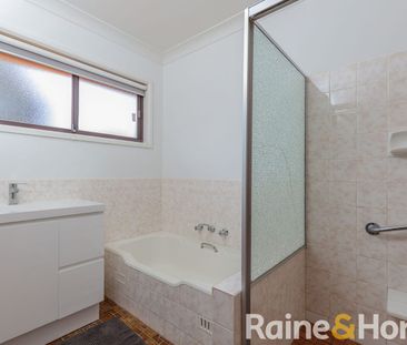 Convenient Central South Duplex - Photo 6