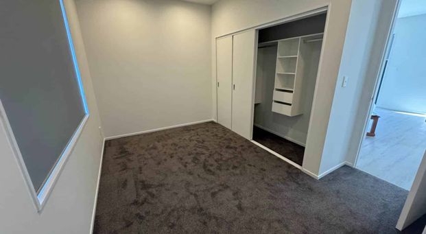 4 Bedroom 3.5 Bathroom - Photo 1