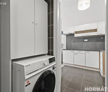 Pronájem bytu 1+kk 28 m² - Photo 3