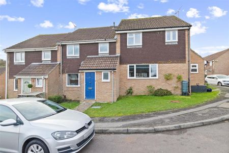 3 bedroom terraced house to rent - Photo 5