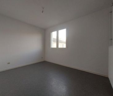 LOCATION APPARTEMENT T3, POITIERS, CENTRE-VILLE - Photo 4