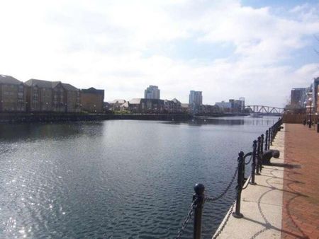 Millennium Tower Salford Quays, Salford Quays, M50 - Photo 2