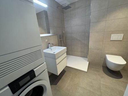 Unique 3.5-room apartment with balcony - Photo 2