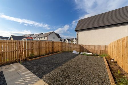 3 bed semi-detached house to rent in Prosperous Way, Newcastle upon Tyne, NE27 - Photo 3