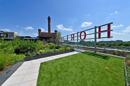 A penthouse apartment with a spacious south facing private terrace - Photo 4