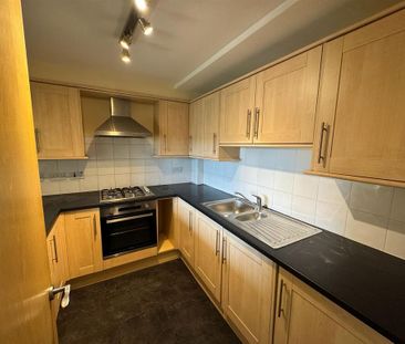 2 bedroom flat to rent - Photo 6