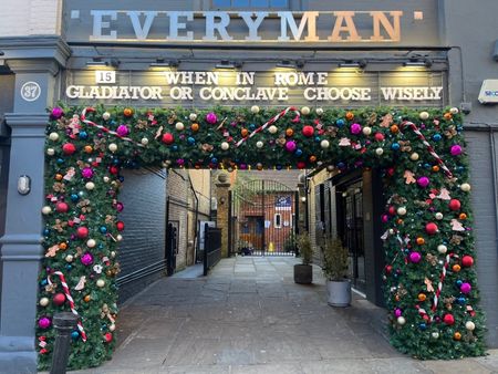 2 Bed Flat, Heath Street, NW3 - Photo 3