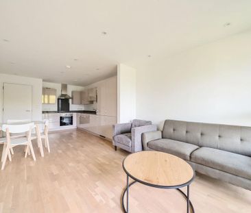 2 bedroom apartment to rent - Photo 4