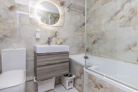2 bedroom apartment to rent Albion Street, Leeds, West Yorkshire, LS2 - Photo 3