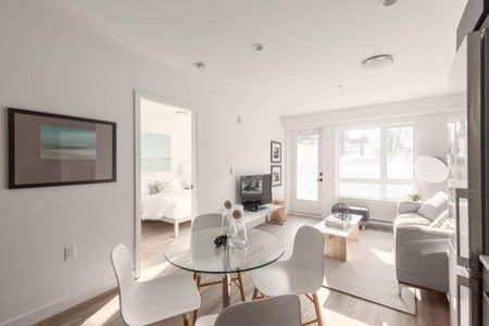 Conrad Apartments - Photo 2