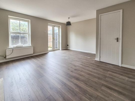 3 bedroom terraced house to rent - Photo 1